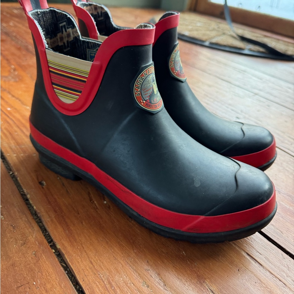 Black and Red Ankle Rain Boots